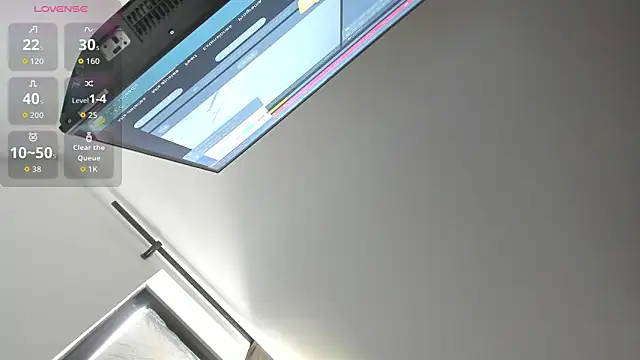 Kylie2211 online show from 04.25.26