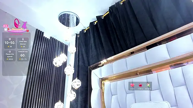 SarayRoyse online show from 09.23.25