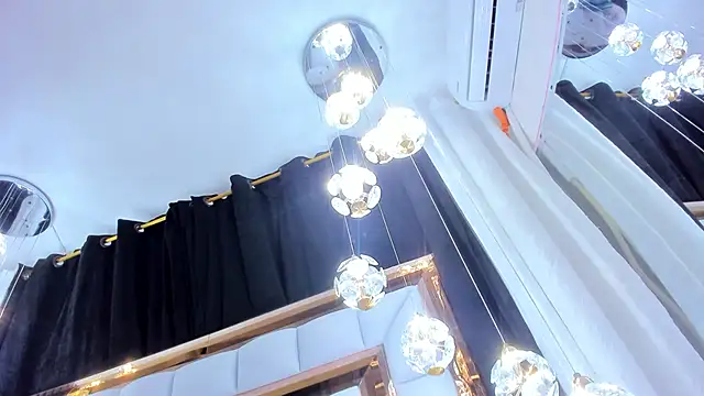 SarayRoyse online show from 12.02.25