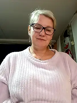 irinamaux online show from 04.21.26