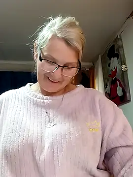 irinamaux online show from 04.30.26