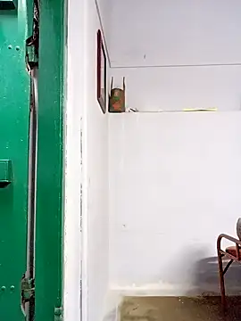 Snapshot of mr_slim_body chatting on 12.13.24 mr slim body online show from 12.13.24