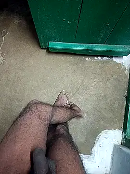 Snapshot of mr_slim_body chatting on 01.10.25 mr slim body online show from 01.10.25