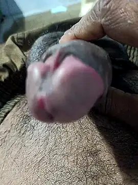 Snapshot of mr_slim_body chatting on 09.17.25 mr slim body online show from 09.17.25