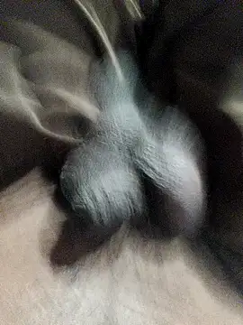 Snapshot of mr_slim_body chatting on 12.14.25 mr slim body online show from 12.14.25