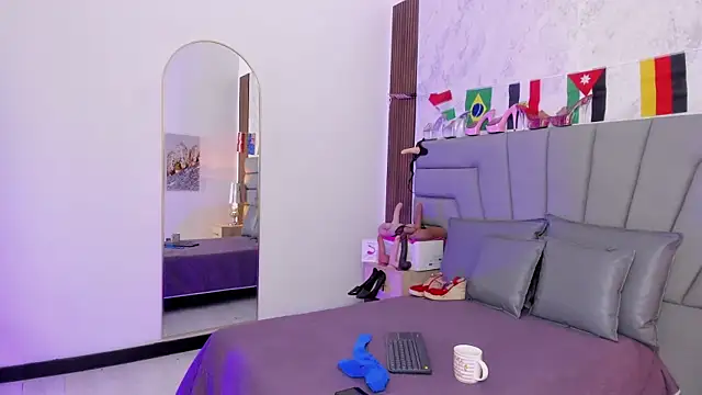 Sofi Perez  online show from 07.12.26