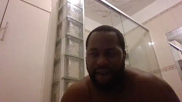 Snapshot of Bighood_T chatting on 03.11.26 Bighood T online show from 03.11.26