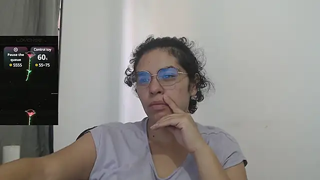 Snapshot of Anne_purple chatting on 12.09.24 Anne purple online show from 12.09.24