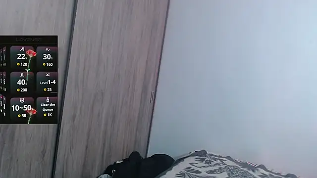 Snapshot of Anne_purple chatting on 01.22.25 Anne purple online show from 01.22.25