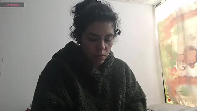 Snapshot of Anne_purple chatting on 03.17.25 Anne purple online show from 03.17.25