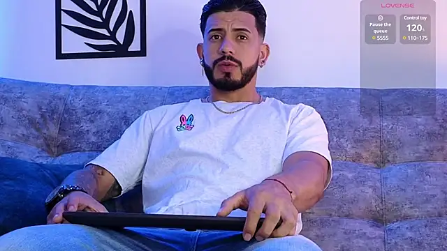 Snapshot of Bruno_Mattos chatting on 03.22.25 Bruno Mattos online show from 03.22.25