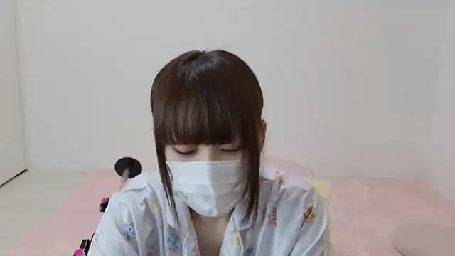 hi---chan- online show from 09.10.25