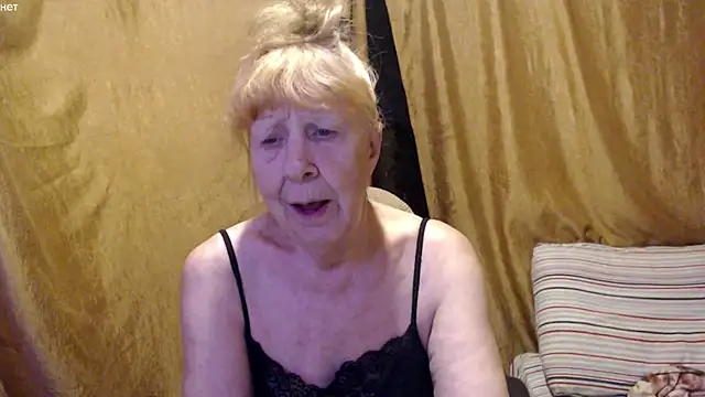  Estelitta 5 online show from 10.15.25