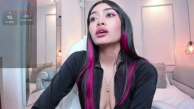 AzuraKindong online show from 02.18.25