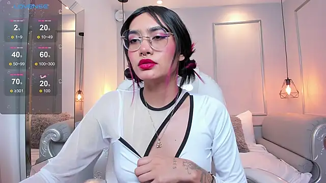 AzuraKindong online show from 02.28.25