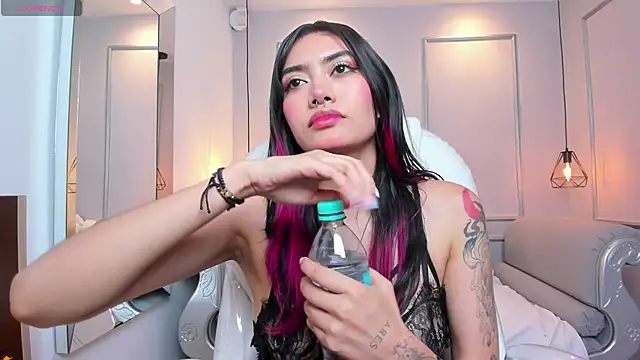 AzuraKindong online show from 03.13.25