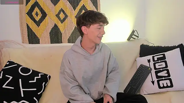 Tomy Rox online show from 02.21.25