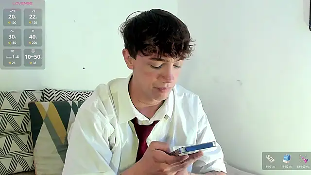 Tomy Rox online show from 10.15.25