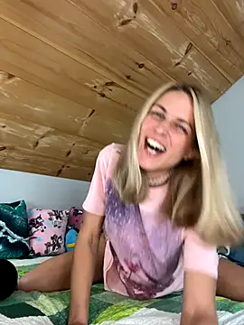 DanaeJustine online show from 09.25.25