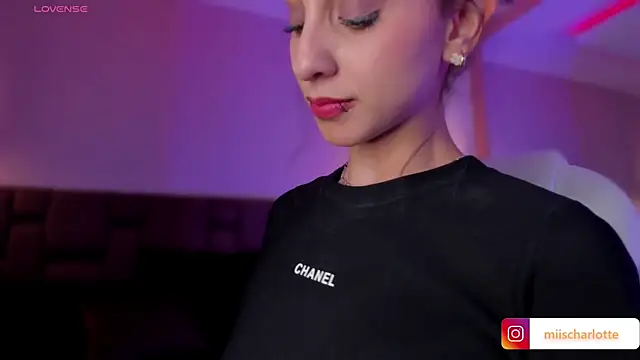 MiissCharlotte online show from 12.31.24