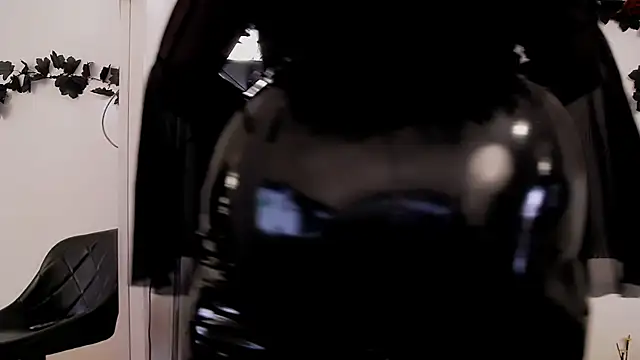 Wicked Hilde online show from 01.25.25