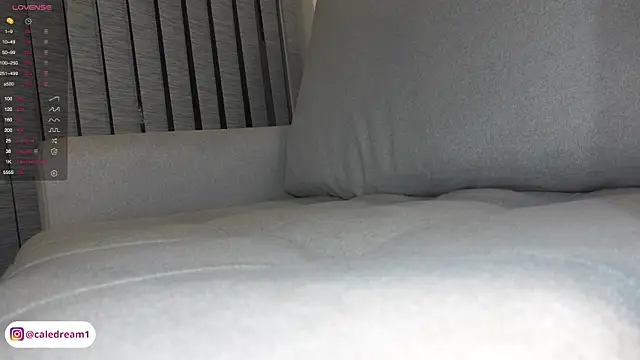 Snapshot of calehot98 chatting on 12.14.24 calehot98 online show from 12.14.24