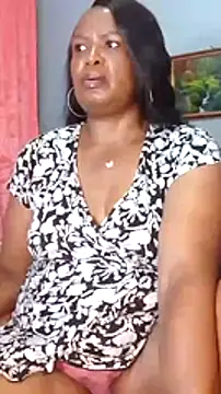 TALLNSEXY48 online show from 01.06.25