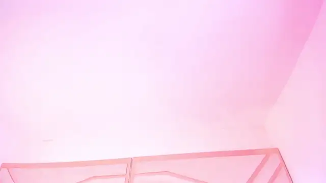 Snapshot of sophie-newton chatting on 02.15.26 sophie-newton online show from 02.15.26