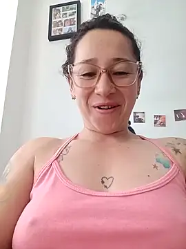 emilypoppy3 online show from 05.01.26