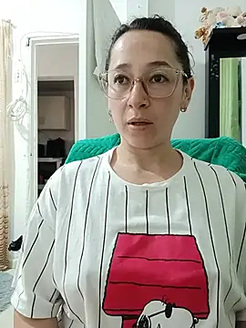 emilypoppy3 online show from 07.11.26