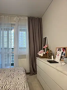 Snapshot of NewLale chatting on 02.19.26 NewLale online show from 02.19.26