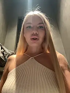 Snapshot of NewLale chatting on 03.02.26 NewLale online show from 03.02.26