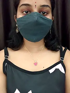 Snapshot of Angleannie chatting on 03.17.26 Angleannie online show from 03.17.26