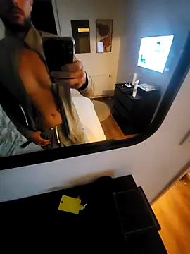 Guitccch online show from 11.18.25