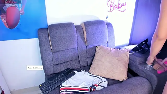 Snapshot of CandyRoxx1_ chatting on 11.12.25 CandyRoxx1 online show from 11.12.25