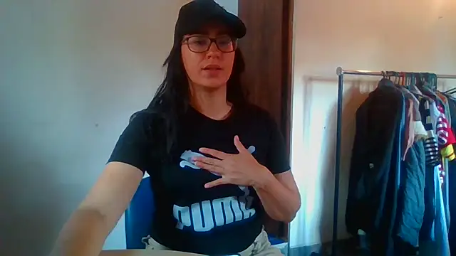 brittanycheeks online show from 03.10.25