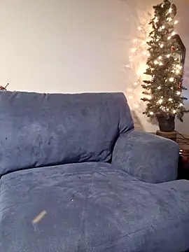 samone9 online show from 12.15.24