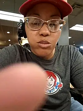 samone9 online show from 02.10.25