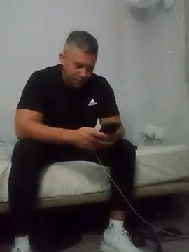 Snapshot of antonioM84 chatting on 11.26.25 antonioM84 online show from 11.26.25