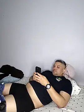 Snapshot of antonioM84 chatting on 02.12.26 antonioM84 online show from 02.12.26
