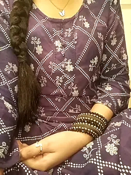 Snapshot of Ruchi-34 chatting on 04.28.26 Ruchi-34 online show from 04.28.26