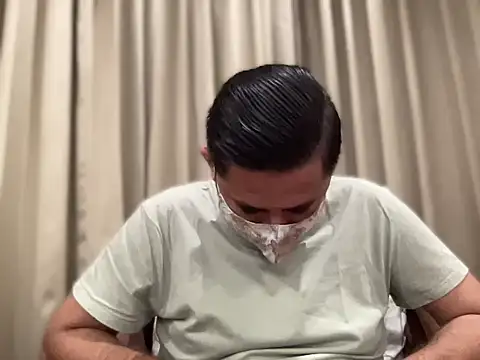 slavekinky001 online show from 10.31.25