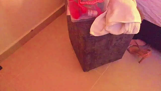 im sarah34 online show from 02.17.25