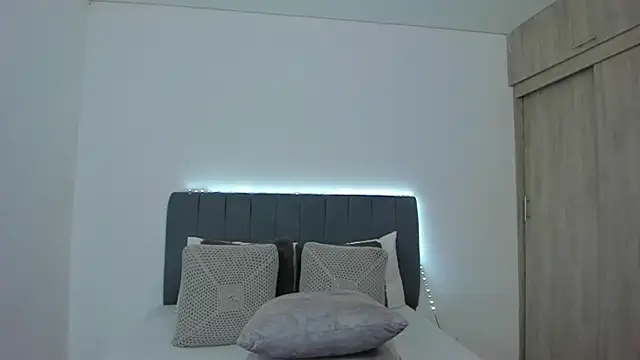 im sarah34 online show from 04.19.26