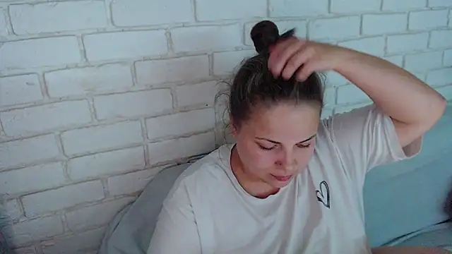 Crazyy girl  online show from 10.26.25