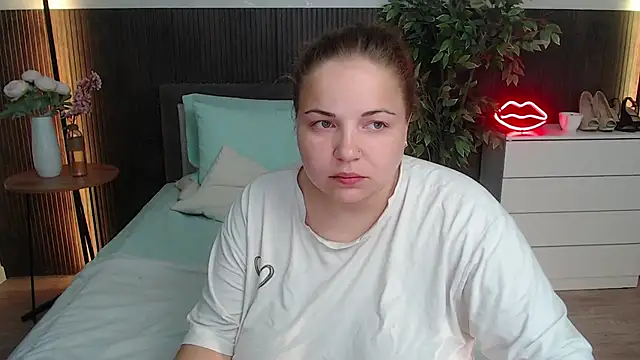 Crazyy girl  online show from 08.03.26