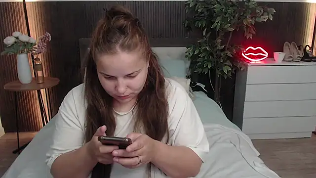 Crazyy girl  online show from 08.06.26