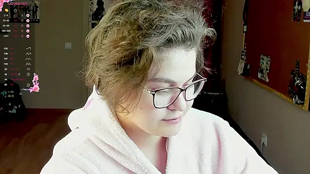 Snapshot of Sashy_Way chatting on 12.11.24 Sashy Way online show from 12.11.24