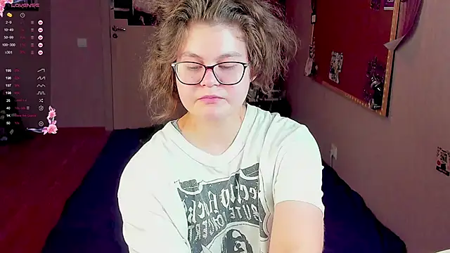 Snapshot of Sashy_Way chatting on 01.11.25 Sashy Way online show from 01.11.25