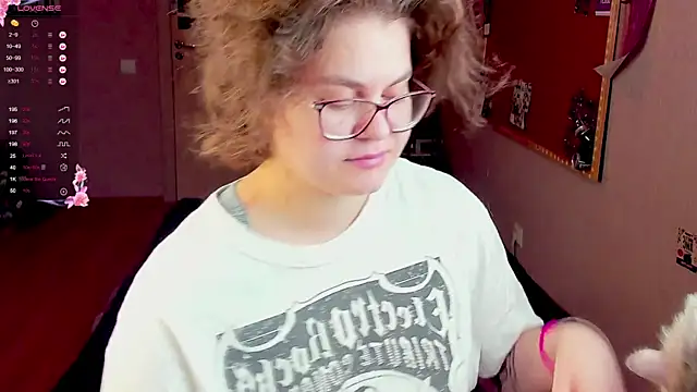 Snapshot of Sashy_Way chatting on 01.12.25 Sashy Way online show from 01.12.25